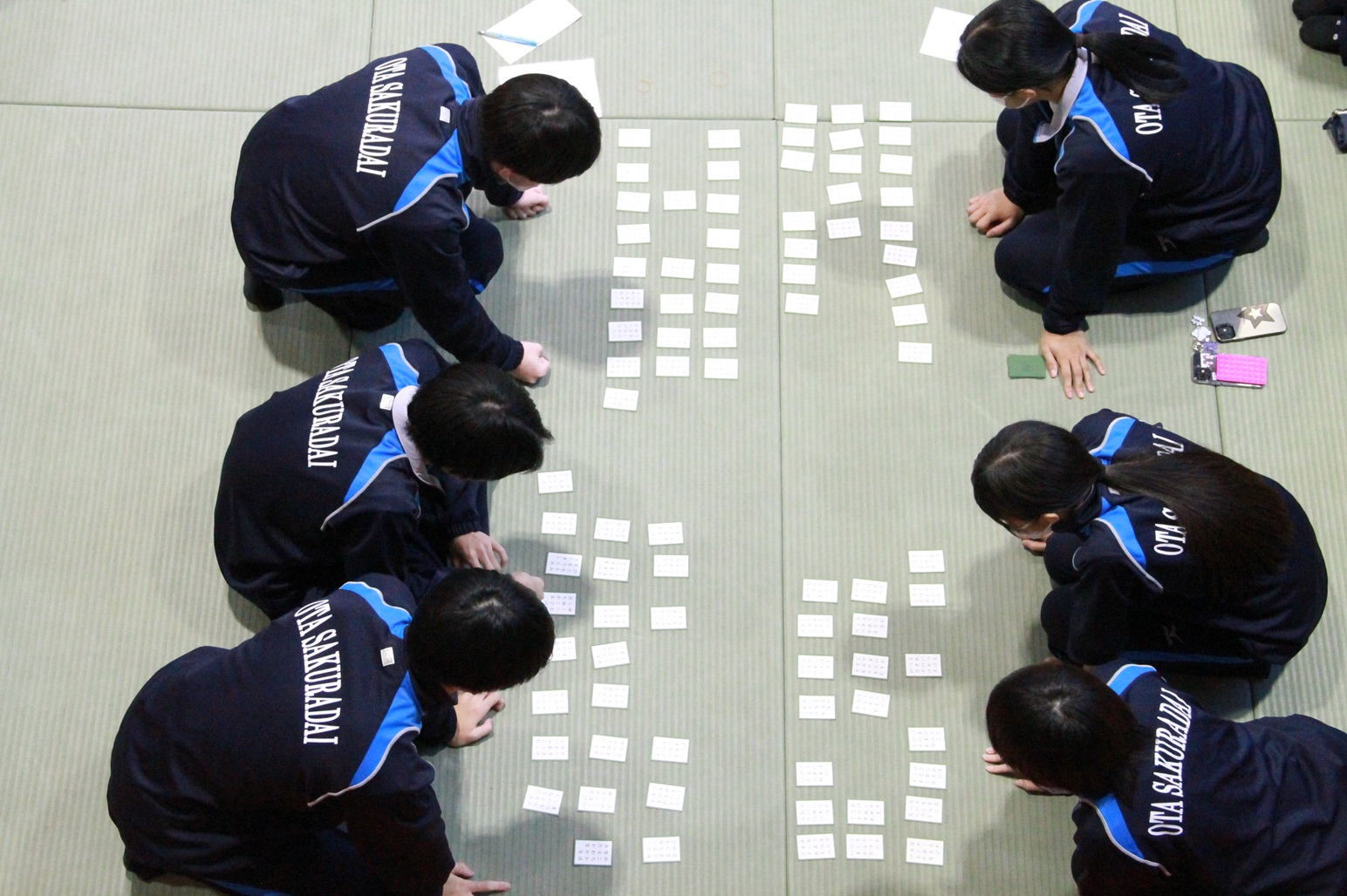 6人IMG_1114 - コピー.JPG